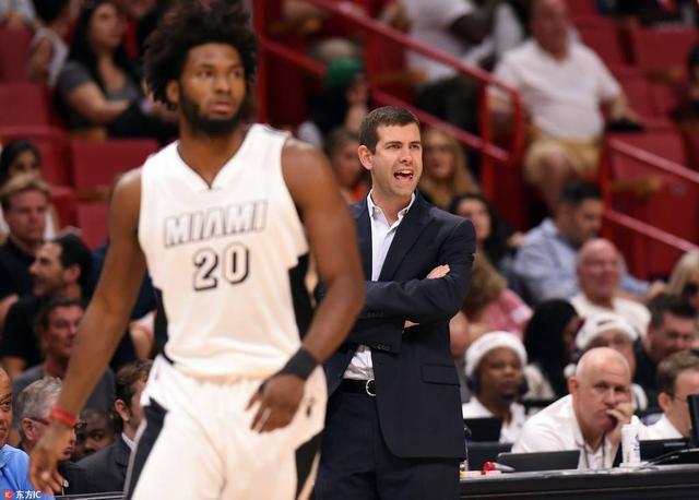 穆斯卡特带队两年两夺中超冠军，仅次于里皮、斯科拉里、图拔（穆斯卡特执教两载连夺两座中超桂冠，成就仅逊里皮、斯科拉里与图拔）