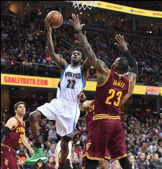 图片报：特狮和菲尔克鲁格冬窗可能转会以获得参加世界杯机会（图片报：特尔施特根与菲尔克鲁格考虑冬窗离队，争取世界杯入选机会）