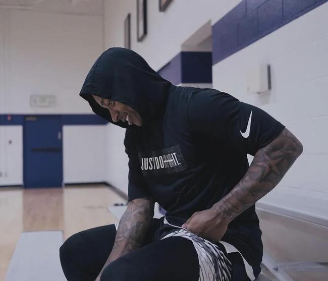 全运女排：朱婷率河南遭首败0-3被横扫江苏队5连胜一局未失厉害（全运女排：朱婷领衔河南0-3吞首败，江苏豪取5连胜仍未丢一局）